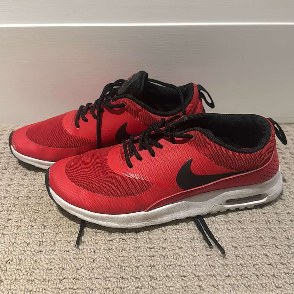Nike Air Max Thea - Size 6